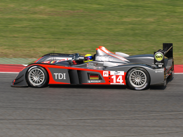 File:Kolles Audi R10.png