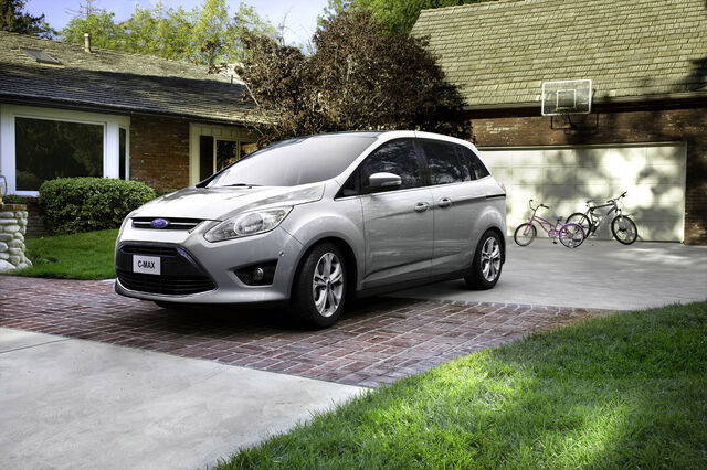 File:02-2012-ford-c-max.jpg