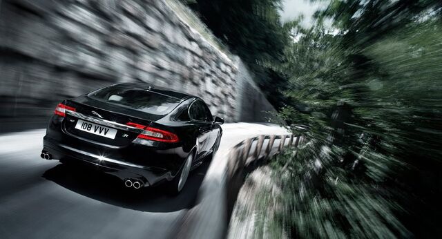File:2010-Jaguar-XFR-22.jpg