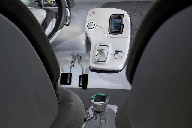 File:Renault ZE Concept 12.jpg