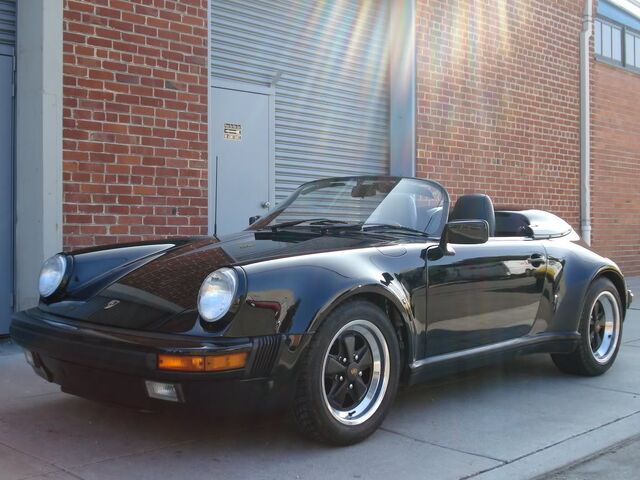 File:Porsche911speedsterfrontsidetopdown.jpg