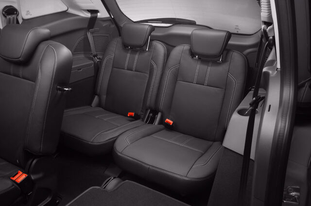 File:53-2012-ford-c-max.jpg