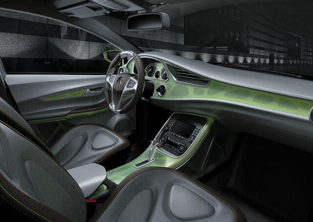 File:Mercedes-BlueZERO-1.jpg