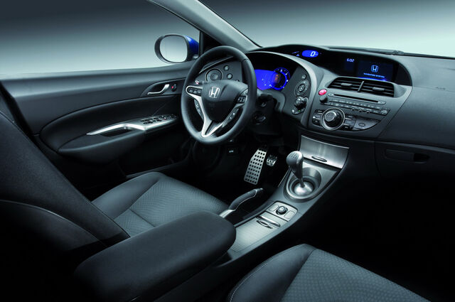 File:Honda-Civic-Facelift-18.jpg