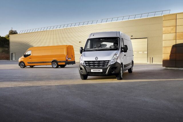 File:2011-Renault-Master-25.jpg