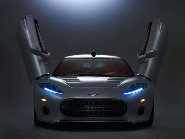 File:Spyker-c8-aileron 6.jpg