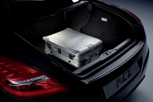 File:Peugeot-RCZ-Coupe-11.jpg