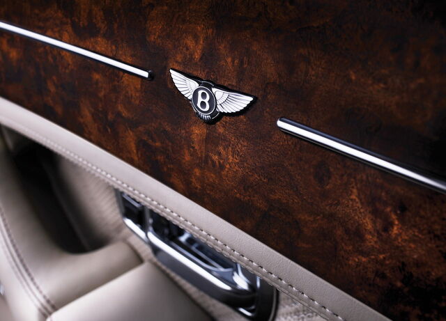 File:Bentley-Arnage-Final-Series-13.jpg