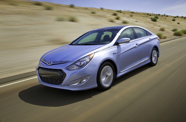 File:Sonata-hybrid-9471.jpg