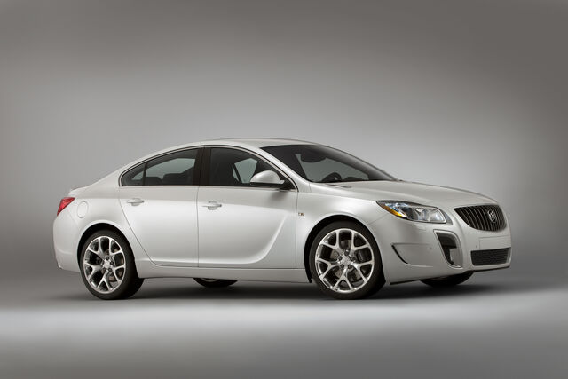 File:Buick-regal-gs-press02.jpg