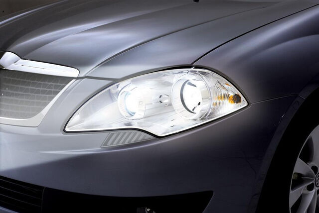 File:Brilliance-FRV-Sedan-7.jpg