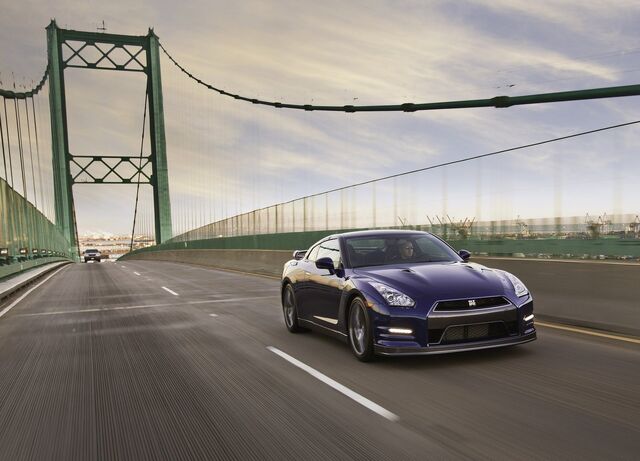 File:Nissan-gt-r 2011 6.jpg