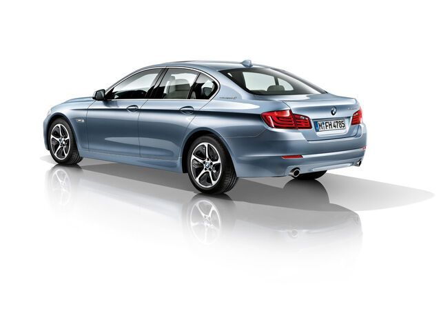 File:02-bmw-activehybrid-5.jpg