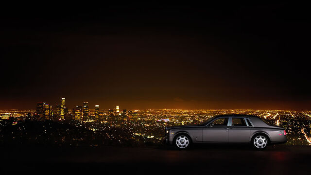 File:RR2Bprofile2Bwith2Bcity2Bskyline.jpg