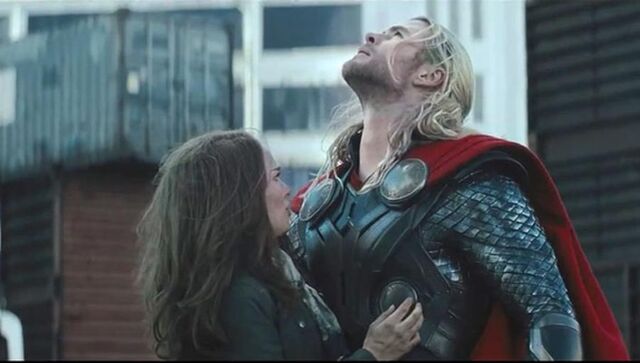 Datei:ThorDarkKingdomJane.jpg