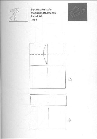 Archivo:Paper airplane glider 1.jpg