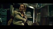 007AVP Gina Holden 002