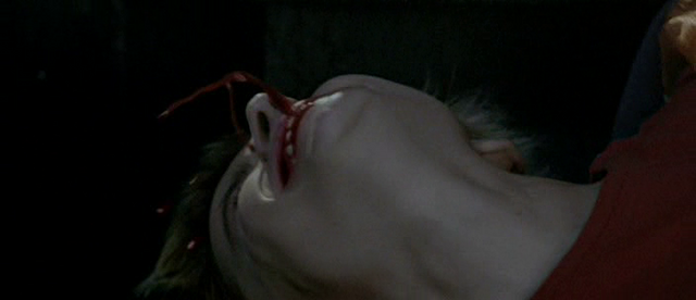 File:Unrated Chestburster scene 2.png