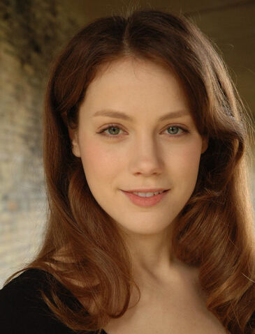 File:Andrea Deck.jpg