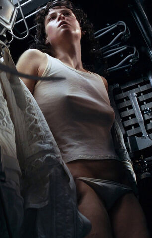 File:Sigourney-weaver xxx2.jpg