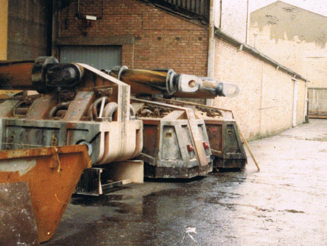 File:Alien-slide-060.png