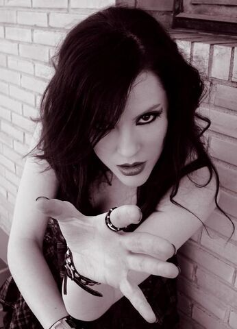 File:Sirenia Ailyn.jpg