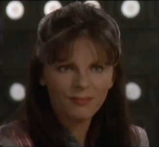File:Babylon-5-delenn.jpg