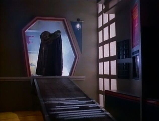 File:Kosh Arrives.jpg