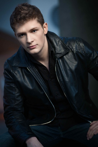 File:Brett Dier.png