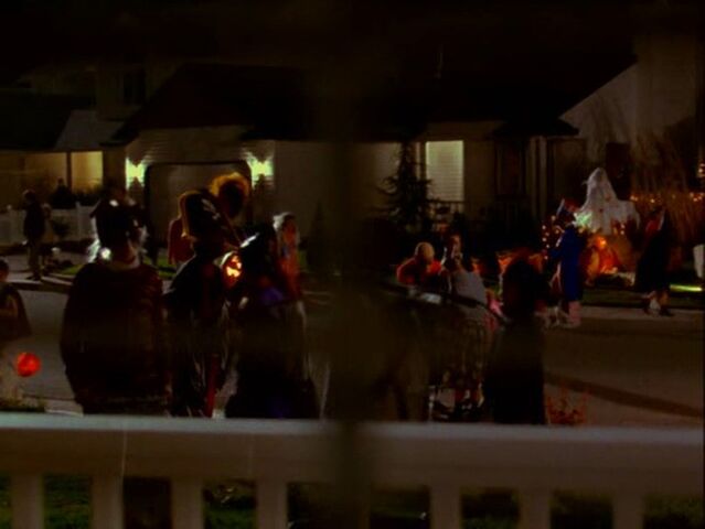 File:Halloweentown-disneyscreencaps.com-29.jpg