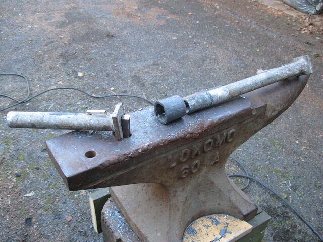 File:Forging washer core - method 1 - 01.jpg