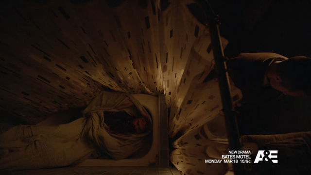 File:Alex using the bathroom.png