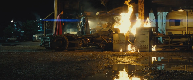 File:Batman v Superman 73.png