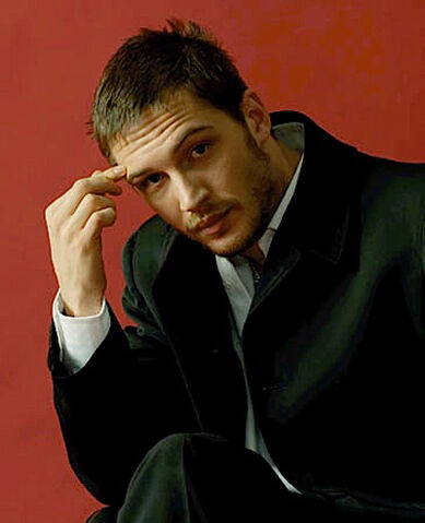 File:Tom Hardy.jpg