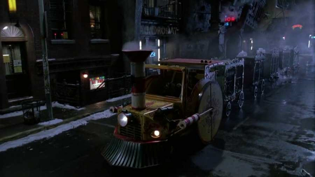 File:Rdtrianglecrcusgangtrainburtonbatman.png