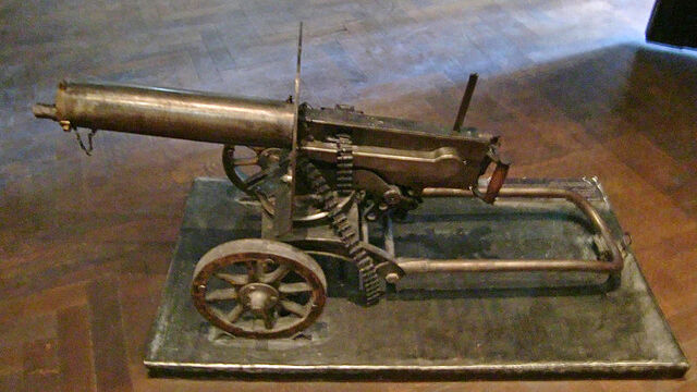 File:Maxim MG IRL.jpg