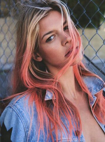 File:Kelly Rohrbach8.jpg