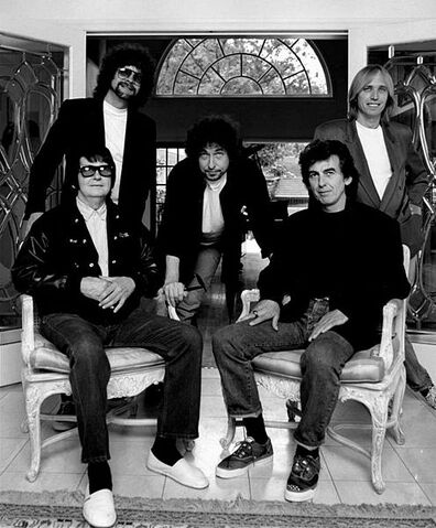 Файл:496px-Wilburys.jpg