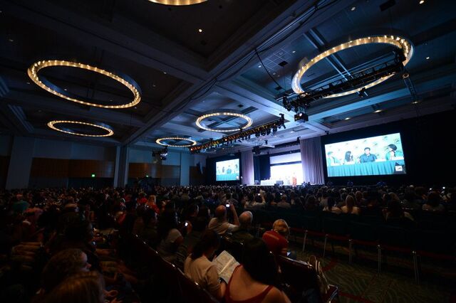 File:The audience.jpg