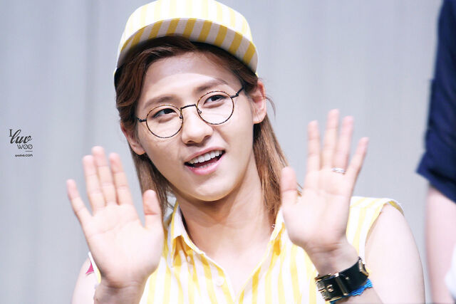 File:Photos-b1a4-cnu-at-e2809cwhat s-going-one2809d-fansign-in-daejeon-4.jpg