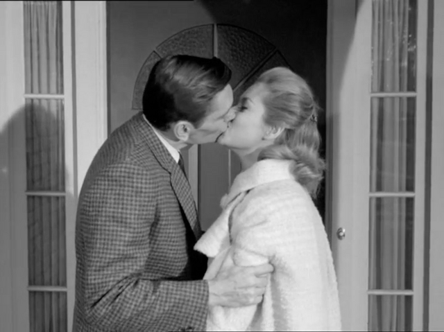 File:Bewitched1x02.png