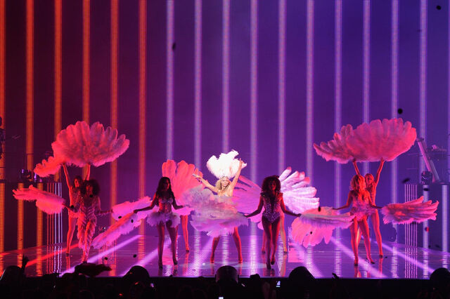 File:RevelSlideshow3.jpg