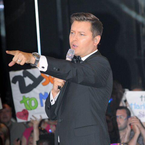 File:Brian-dowling-big-brother-axe.jpg