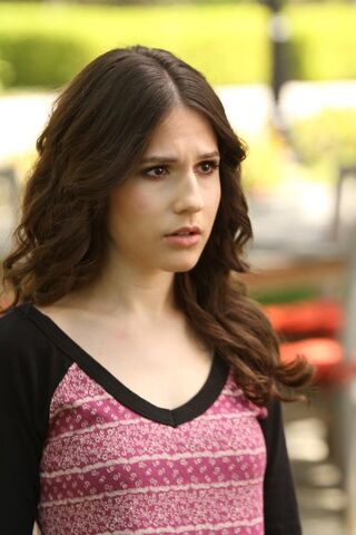 Plik:Camille Roberts.jpg