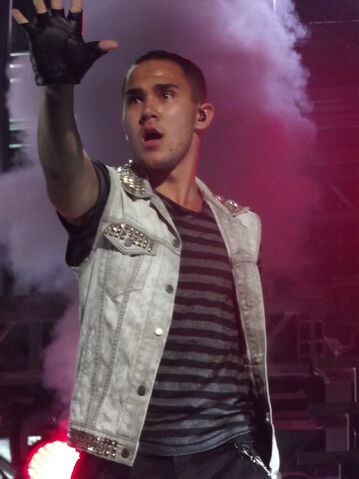 File:Tumblr m6qwrjKz4G1qjfvheo5 1280.jpg