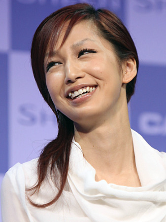 ファイル:Mika Nakashima.jpg