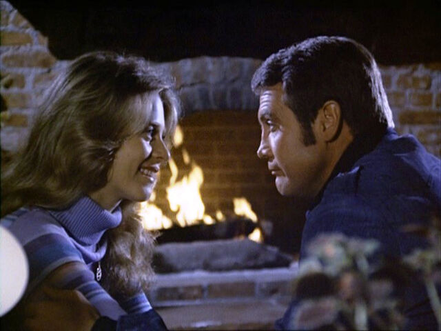 File:Jaime Steve fireplace.jpg