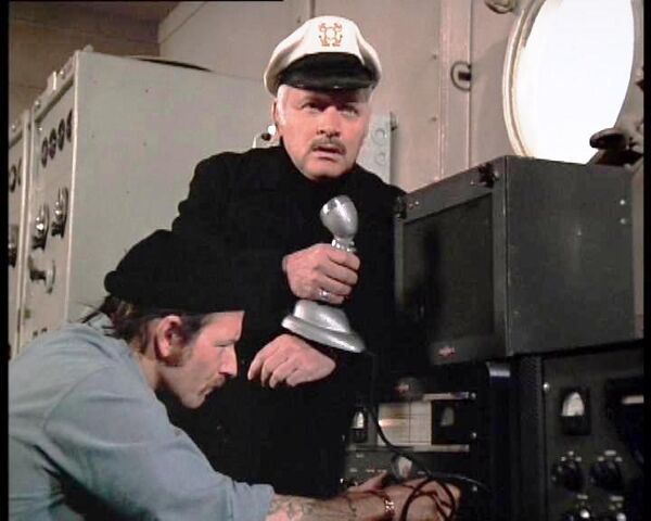 File:Captain radio operator.jpg