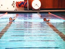 The Return of the Bionic Woman - Steve and Jaime swimming