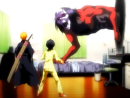 O2 Rukia i Ichigo spoglądają na Acidwire.png